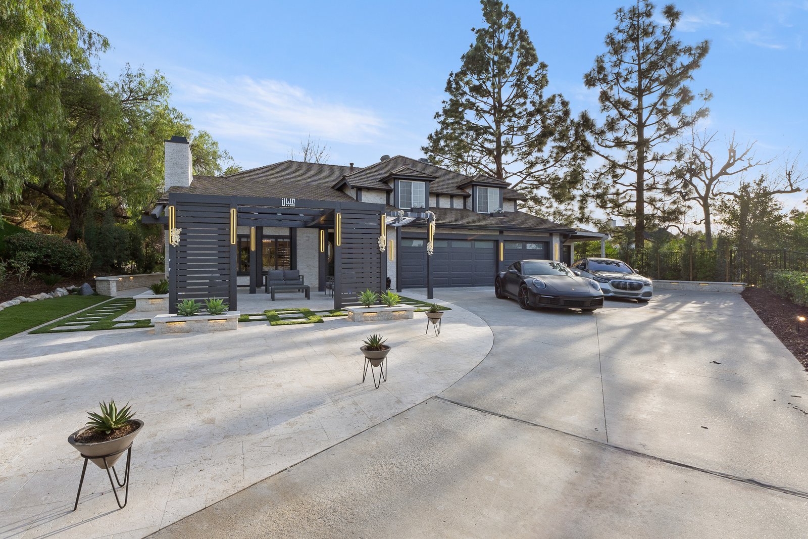 1. whole-home-renovation-exterior-newport-beach-ca (Cover Page)