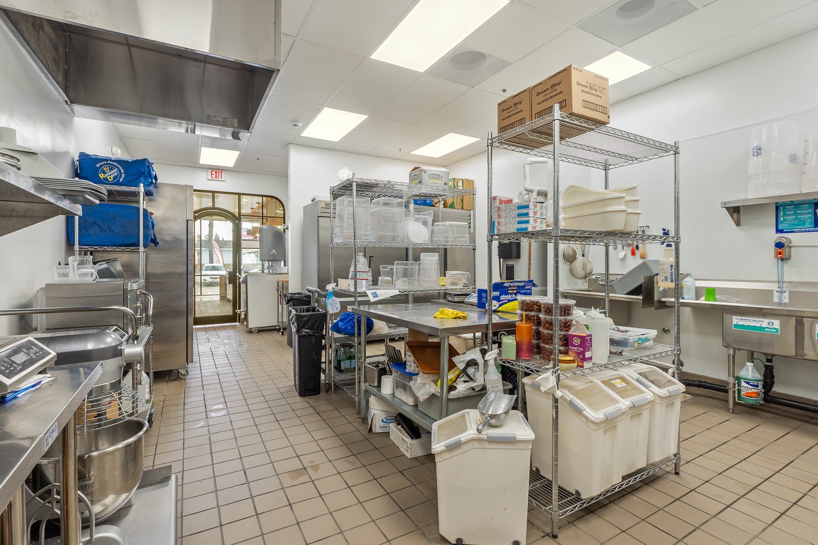 8. middle-eastern-dessert-shop-design-anaheim-ca